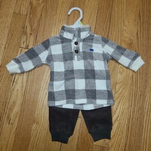 *Sold*🌸Carters grey flannel 2 piece outfit 3 mo🌸